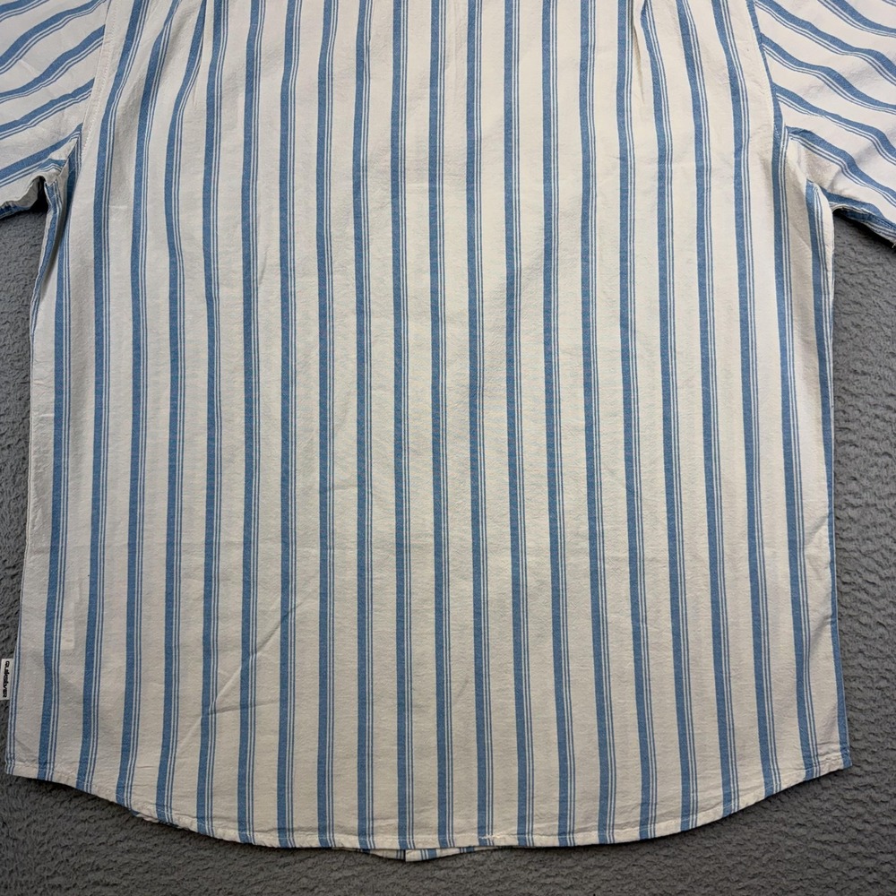 Quiksilver Shirt Mens 2XL‎ Blue Oxford Stripe Classic Short Sleeve Button Up - Picture 6 of 12